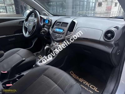 Chevrolet Aveo 2012 1.4 LT