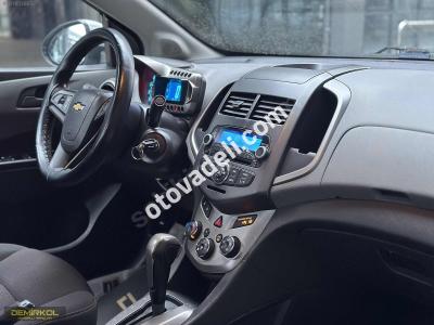 Chevrolet Aveo 2012 1.4 LT