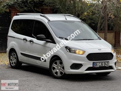 Ford Tourneo Courier 2021 1.5 TDCi Journey Trend