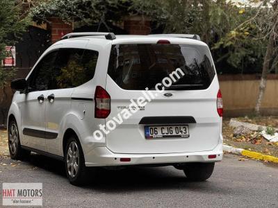 Ford Tourneo Courier 2021 1.5 TDCi Journey Trend