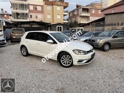 Volkswagen Golf 2018 1.6 TDI BlueMotion Comfortline