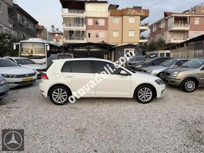 Volkswagen Golf 2018 1.6 TDI BlueMotion Comfortline