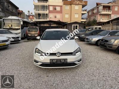 Volkswagen Golf 2018 1.6 TDI BlueMotion Comfortline