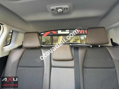 Peugeot 2008 2016 1.6 e-HDi Allure