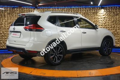 Nissan X-Trail 2017 1.6 dCi Platinum