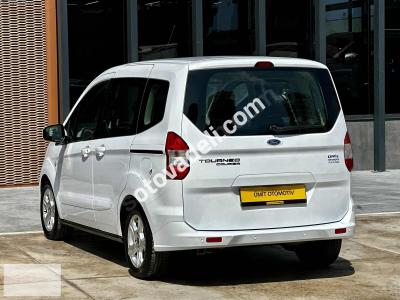 Ford Tourneo Courier 2021 1.5 TDCi Delux