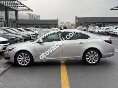 Opel Insignia 2017 1.6 CDTI Cosmo