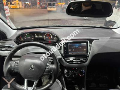 Peugeot 208 2020 1.5 BlueHDi Signature Dynamic