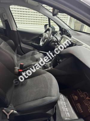 Peugeot 208 2020 1.5 BlueHDi Signature Dynamic