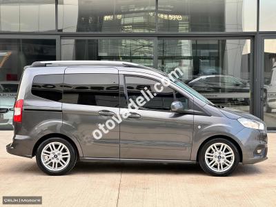 Ford Tourneo Courier 2019 1.5 TDCi Titanium Plus