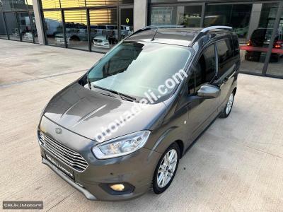 Ford Tourneo Courier 2019 1.5 TDCi Titanium Plus