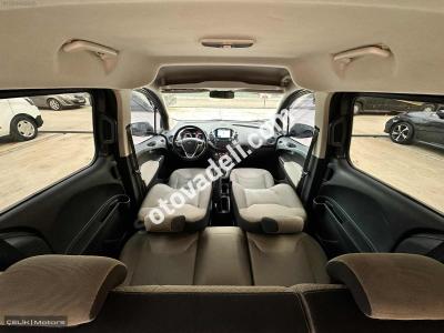 Ford Tourneo Courier 2019 1.5 TDCi Titanium Plus