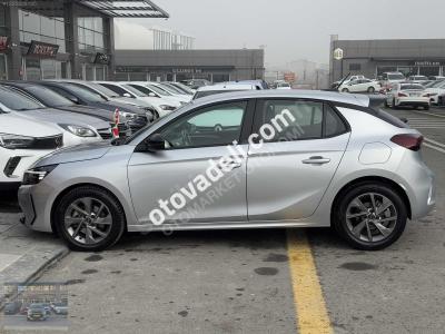 Opel Corsa 2023 1.2 T Edition