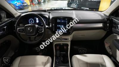 Volvo XC40 2021 1.5 T3 Momentum