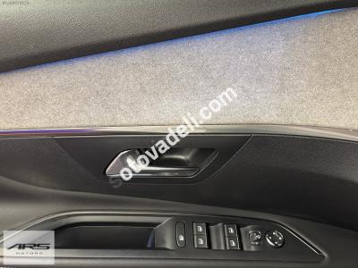 Peugeot 5008 2023 1.5 BlueHDI GT