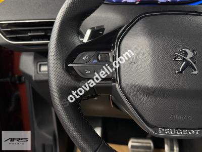 Peugeot 5008 2023 1.5 BlueHDI GT