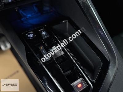 Peugeot 5008 2023 1.5 BlueHDI GT