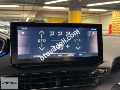 Peugeot 5008 2023 1.5 BlueHDI GT