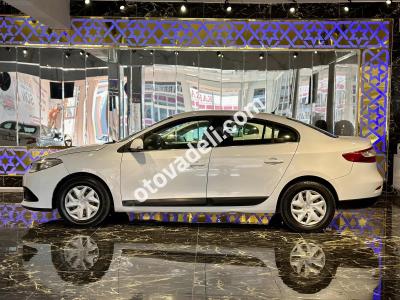 Renault Fluence 2013 1.6 Joy