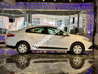 Renault Fluence 2013 1.6 Joy