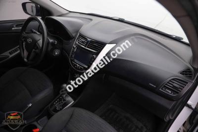 Hyundai Accent Blue 2017 1.6 CRDI Mode Plus