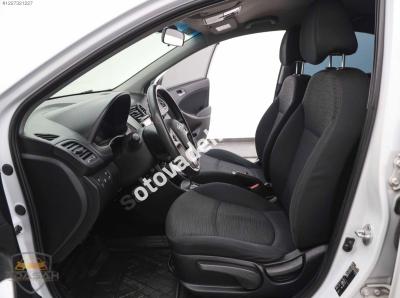 Hyundai Accent Blue 2017 1.6 CRDI Mode Plus