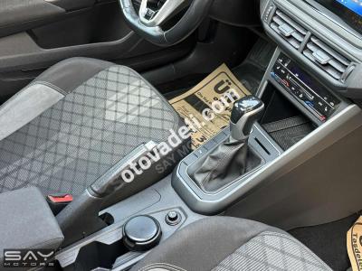 Volkswagen Taigo 2022 1.0 TSI R-Line