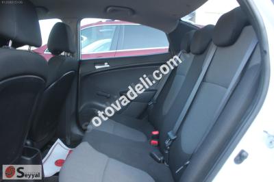 Hyundai Accent Blue 2012 1.6 CRDI Mode