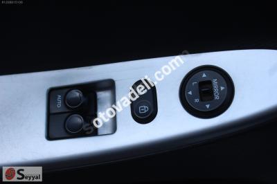 Hyundai Accent Blue 2012 1.6 CRDI Mode