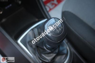 Hyundai Accent Blue 2012 1.6 CRDI Mode