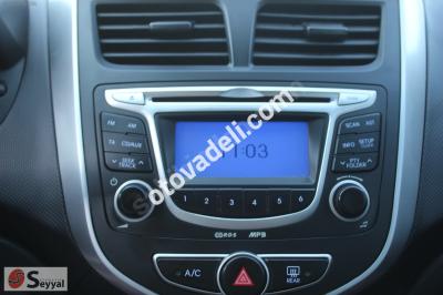 Hyundai Accent Blue 2012 1.6 CRDI Mode
