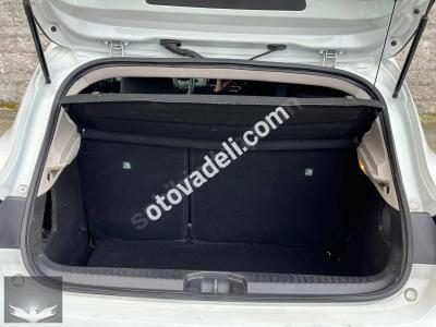 Renault Clio 2021 1.0 TCe Joy