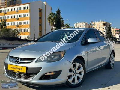 Opel Astra 2014 1.3 CDTI Business