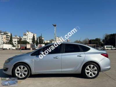 Opel Astra 2014 1.3 CDTI Business