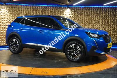 Peugeot 2008 2023 1.2 PureTech Allure