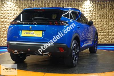 Peugeot 2008 2023 1.2 PureTech Allure