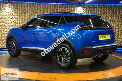 Peugeot 2008 2023 1.2 PureTech Allure