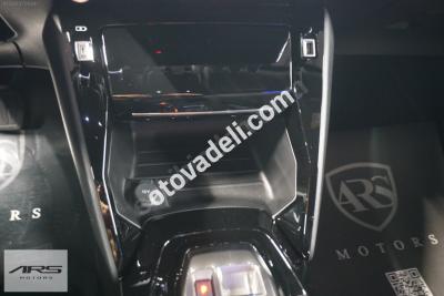 Peugeot 2008 2023 1.2 PureTech Allure