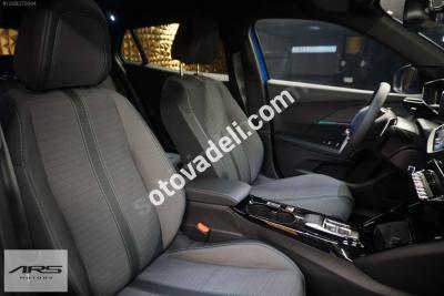 Peugeot 2008 2023 1.2 PureTech Allure