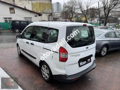 Ford Tourneo Courier 2022 1.5 TDCi Journey Trend
