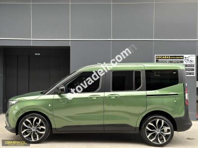Ford Tourneo Courier 2024 1.0 EcoBoost Titanium