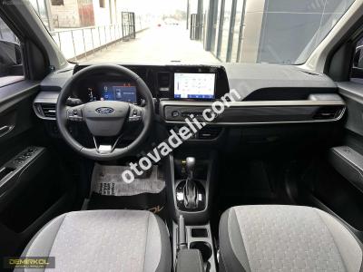 Ford Tourneo Courier 2024 1.0 EcoBoost Titanium