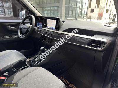 Ford Tourneo Courier 2024 1.0 EcoBoost Titanium