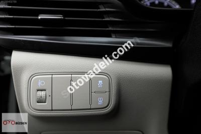 Hyundai Bayon 2021 1.4 MPI Style