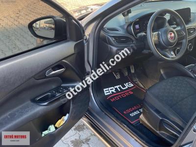 Fiat Egea Cross 2021 1.4 Fire Urban