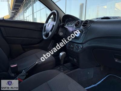Chevrolet Aveo 2012 1.4 SE