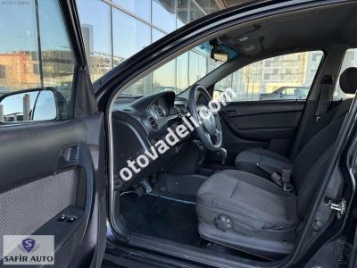 Chevrolet Aveo 2012 1.4 SE