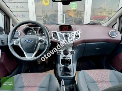 Ford Fiesta 2011 1.4 TDCi Titanium