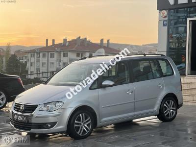 Volkswagen Touran 2010 1.4 TSI Comfortline