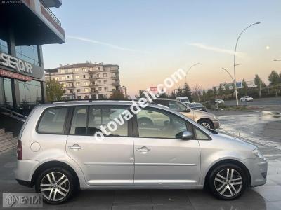 Volkswagen Touran 2010 1.4 TSI Comfortline